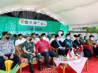 Wali Kota Banjarbaru Aditya Pimpin Upacara Peringatan Hari Santri Nasional di Ponpes Nurul Fikri Banjarbaru
